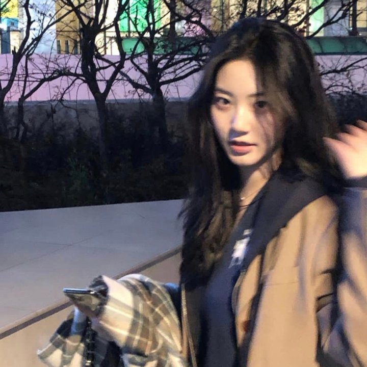 咬我还是爱我
